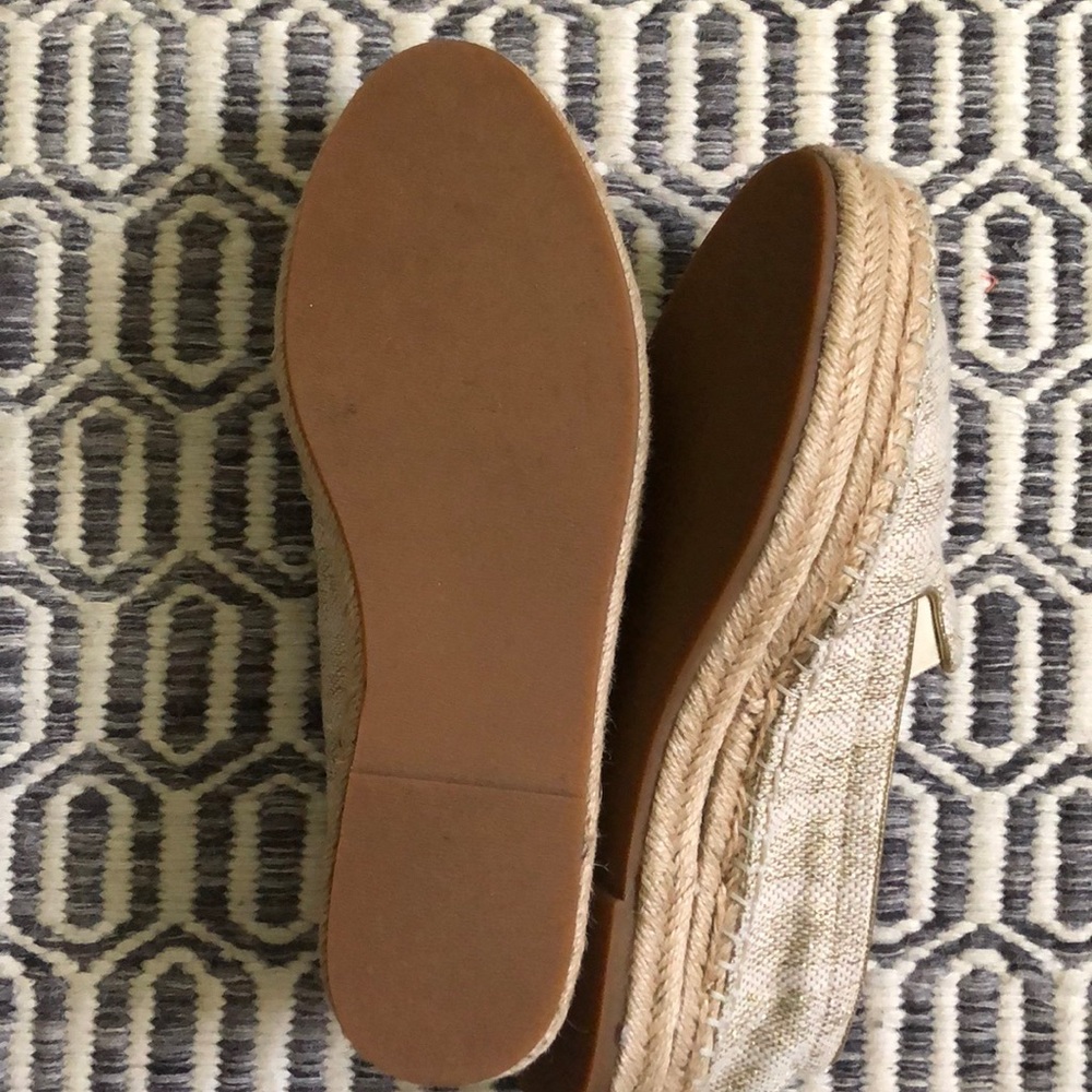Espadrilles - Picture 2 of 2